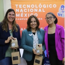 professors nadia alvarez mexia and claire mclane at a school in sonora mexico