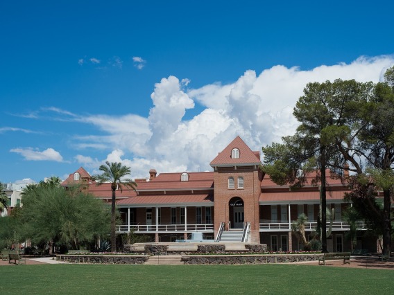 Image of Old Main building at the University of Arizona